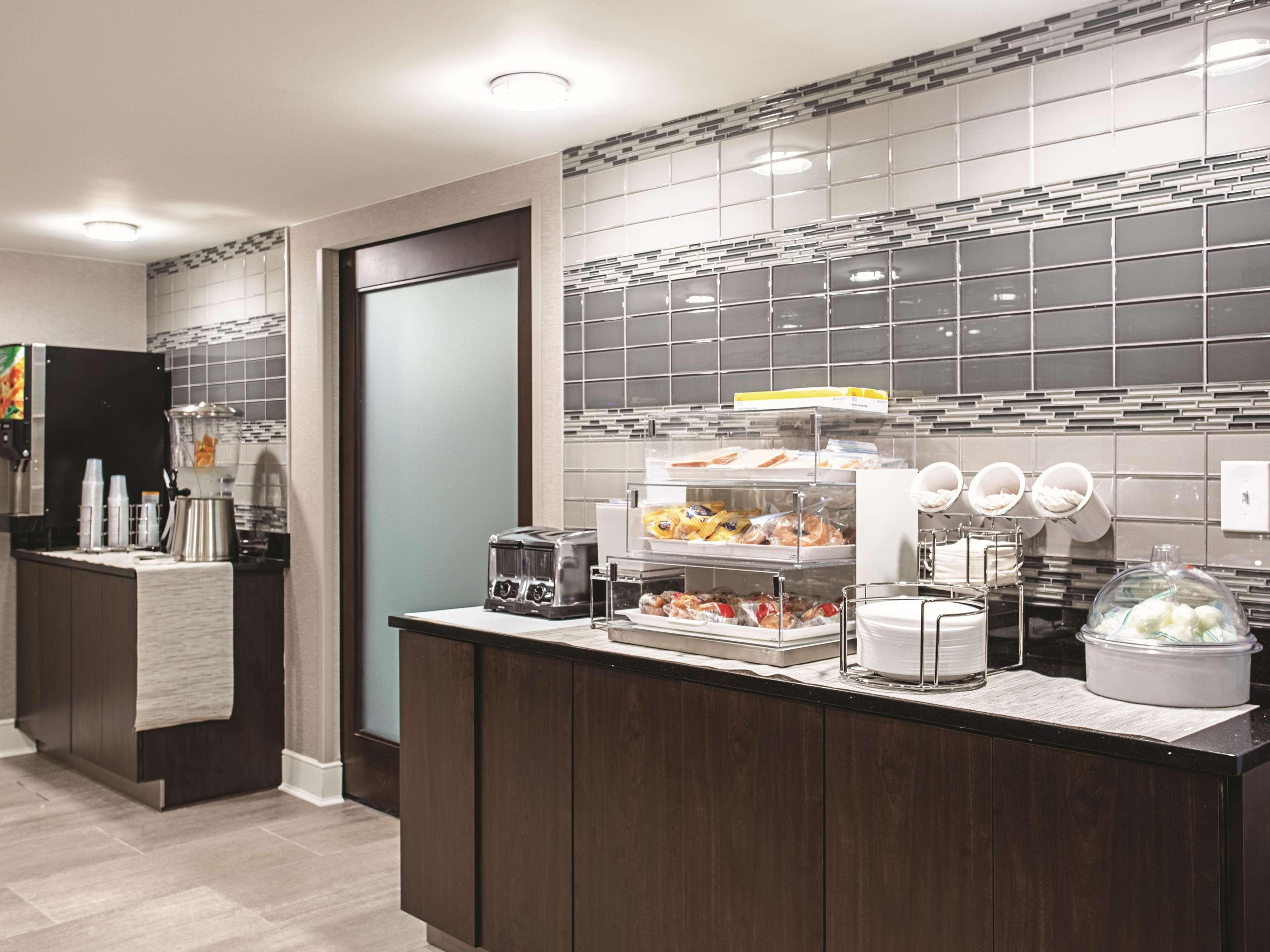 La Quinta By Wyndham Baltimore N / White Marsh Екстер'єр фото