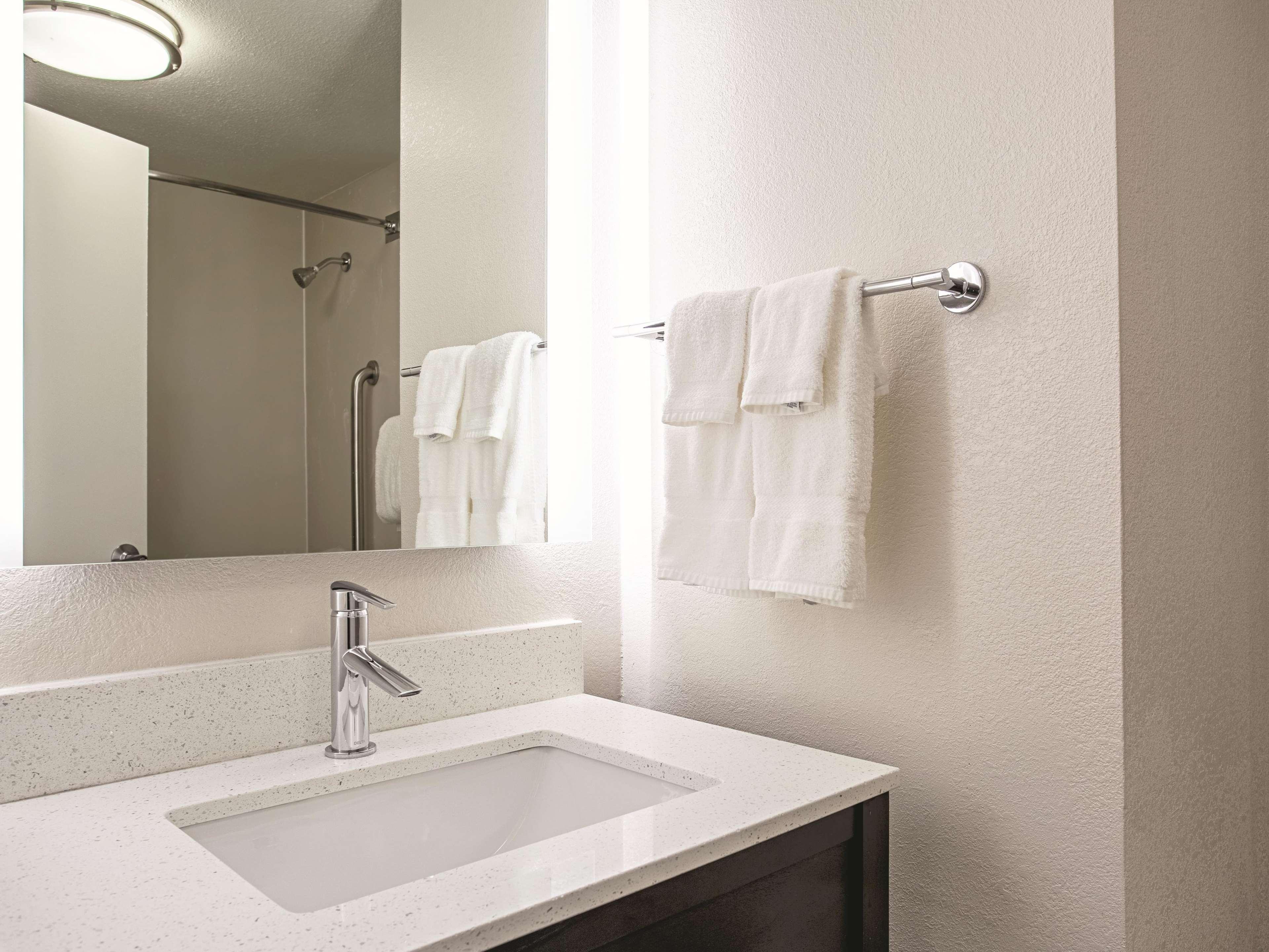 La Quinta By Wyndham Baltimore N / White Marsh Екстер'єр фото