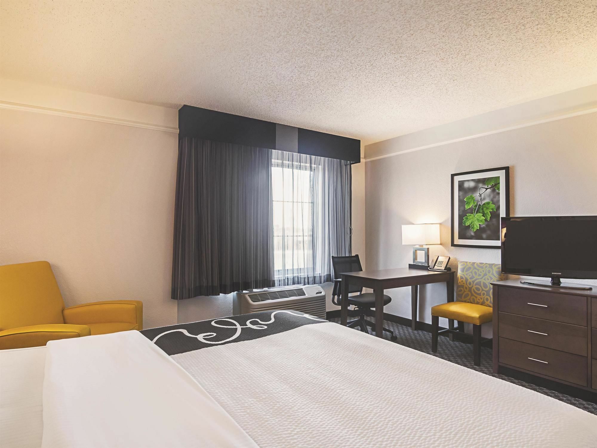 La Quinta By Wyndham Baltimore N / White Marsh Екстер'єр фото