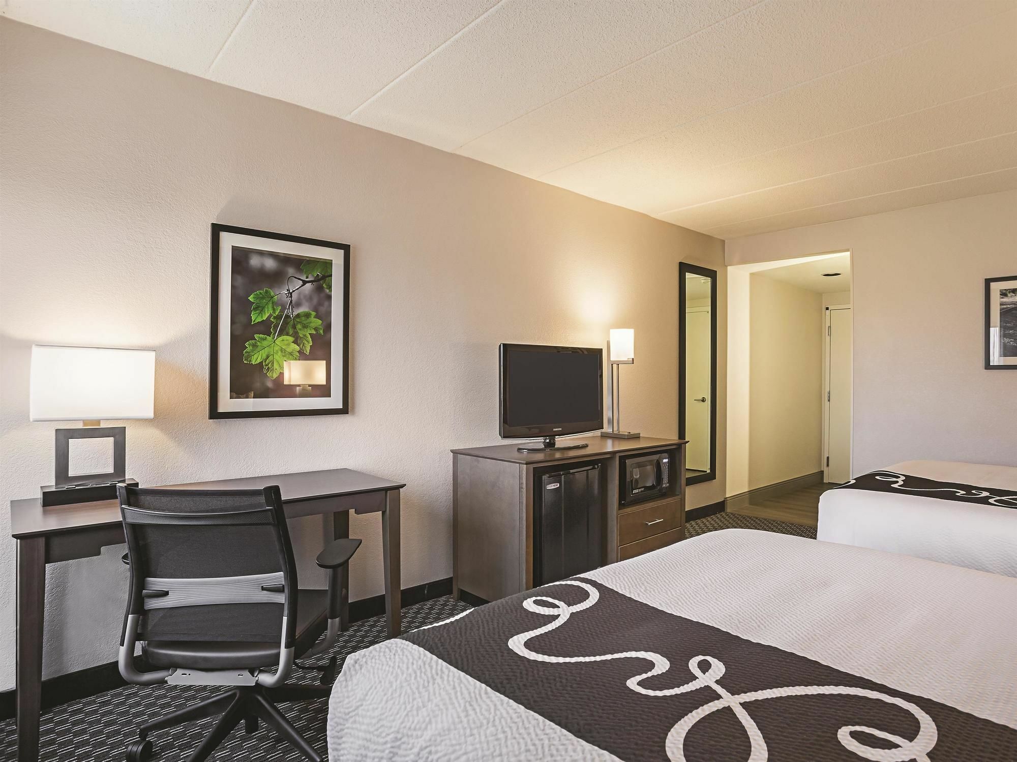La Quinta By Wyndham Baltimore N / White Marsh Екстер'єр фото